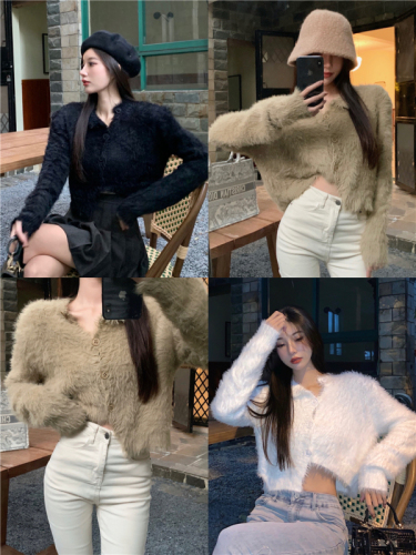 Real auction real price niche design irregular button mink plush knitted top