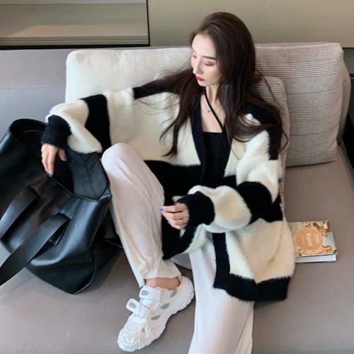 Autumn and winter Korean version plus size women's fat sister loose oversized lazy mohair sweater coat