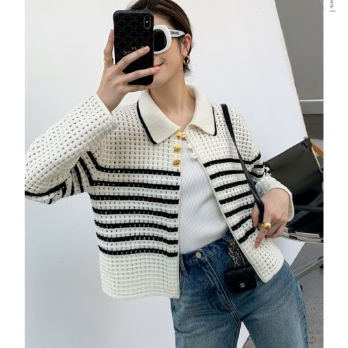 2022 autumn new style small fragrant style loose set dyed coat loop yarn hollow striped knitted top women