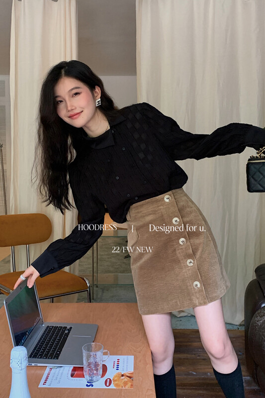 Autumn is new! [Fire HOODRESS] Irregular oblique collar jacquard plaid satin shirt 22501# JHY
