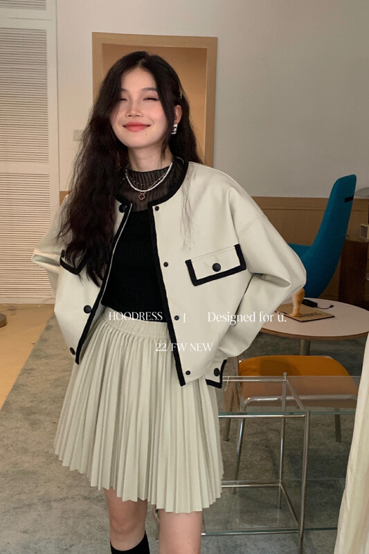 New in autumn! [Fire HOODRESS]! Niche temperament with webbing contrast color loose leather jacket 22396# JHY
