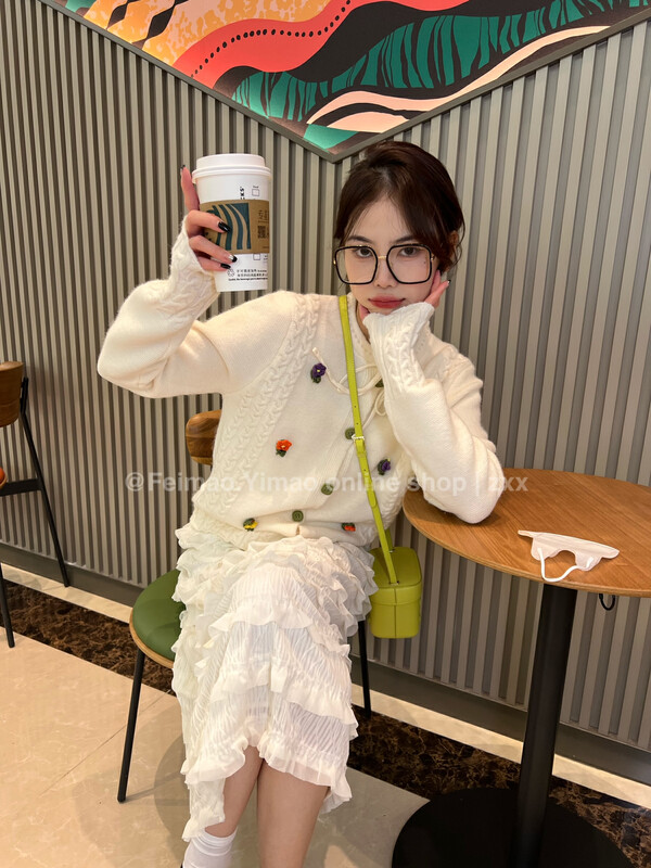 【FEI MAO】New Japanese style lazy retro high-end soft glutinous milk fufu sweater warm sweater Z-8002# CQW