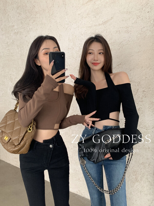 [ZY] Hot girl pure desire wind halter one-shoulder open-waist short top knitted sweater (heating thin velvet fabric) 18210