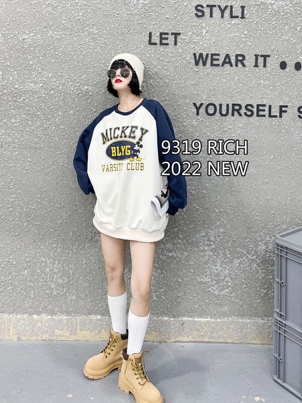 New in autumn! [9319] Round neck raglan sleeves contrast printing sweater 99000# L