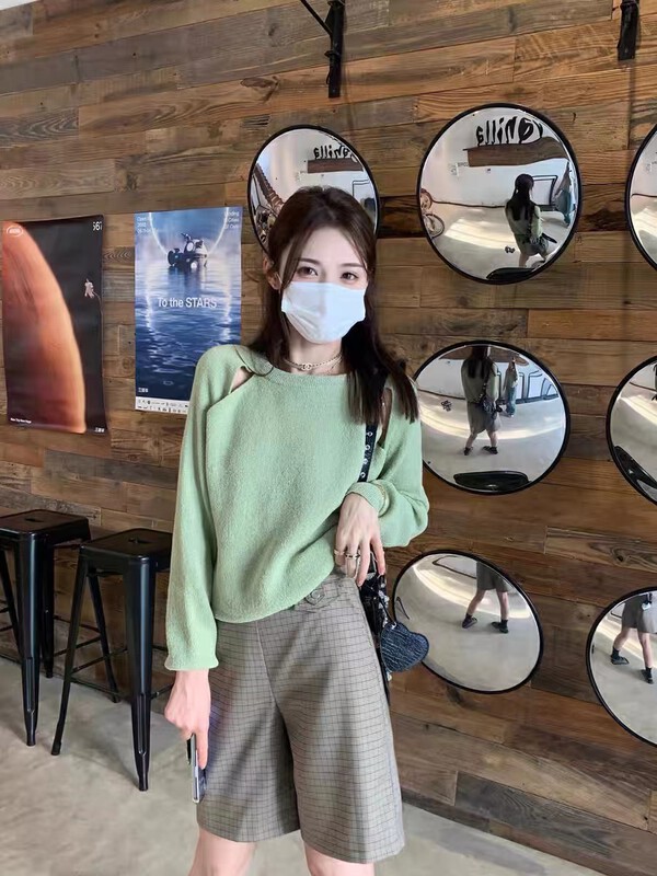 【KAKAJIA】 Matcha Green Shoulder Hollow Sweater Crew Neck Sweater 2738# OZQ