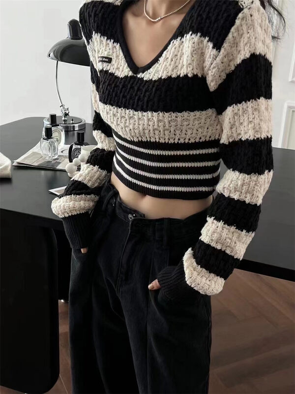 New in autumn! [Yan Zhen] Customized labelled striped short warm sweater 7701# PCZ