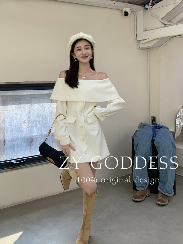 [ZY] Xiaoxiangfeng waist small woman one-shoulder large lapel dress 18085