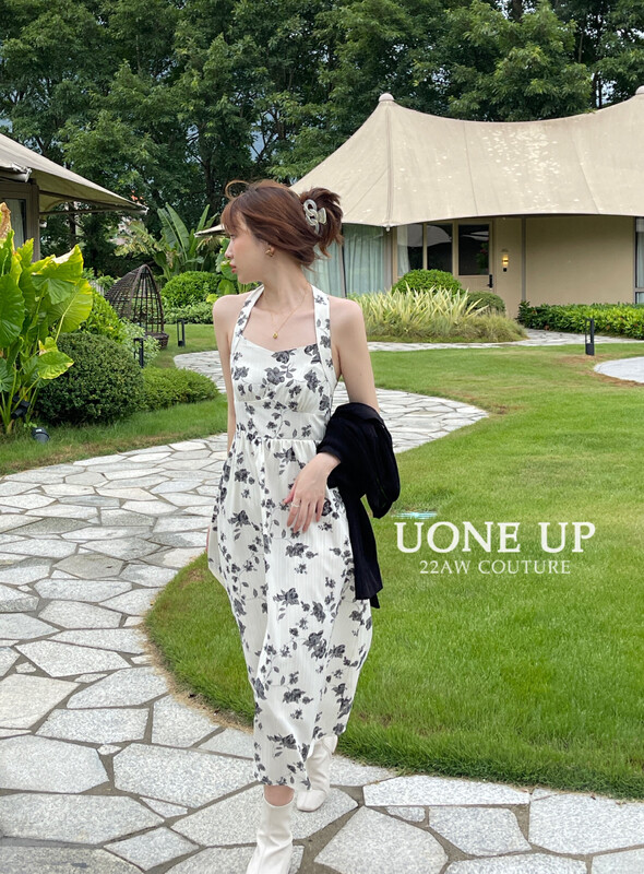 【UONE】Gentle and gentle style halter dress 98887# LSL
