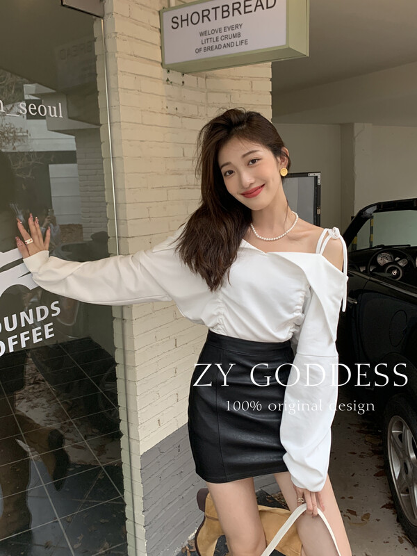 Original price 88.99! [ZY] scheming hot girl suspenders off-the-shoulder long-sleeved pleated sweater shirt ((drawstring suspenders)) 18129# JHY