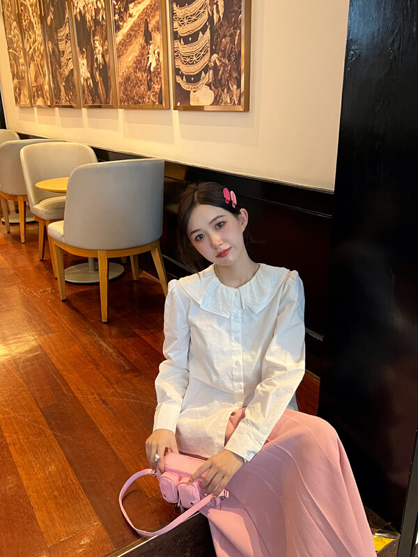 [FEI MAO] Age-reducing solid color doll collar lace Korean version loose all-match shirt shirt Z-4612