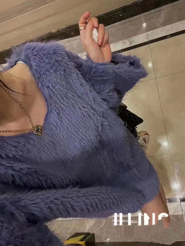 New autumn and winter! [Yan Zhen] High-quality V-neck plush warm sweater 7636# PCZ