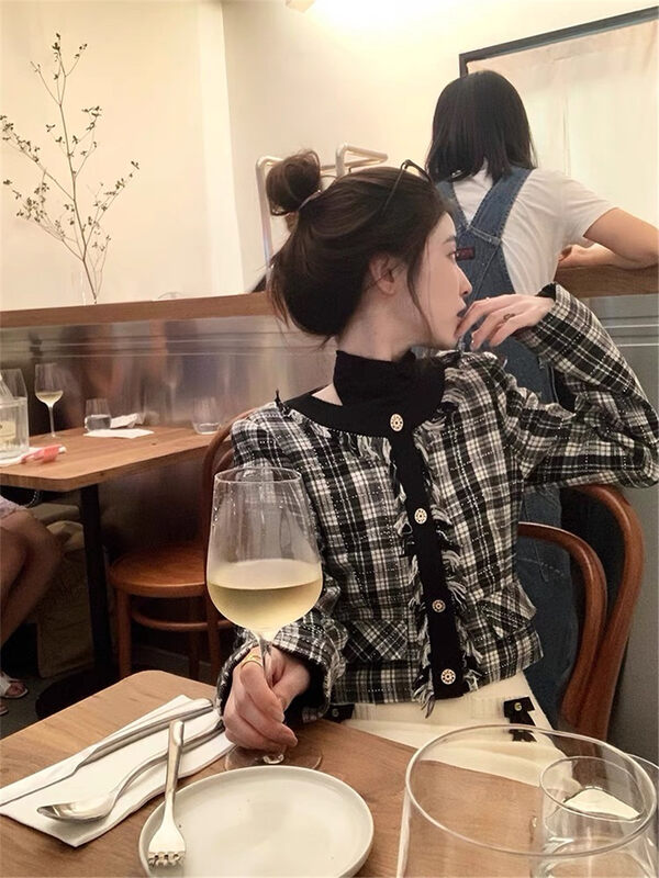 Original price 122.95! 【LINNA】Xiaoxiangfeng raw edge contrast color plaid quilted short coat 6851# JJ