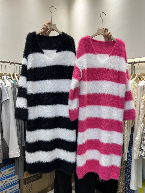 New in autumn! [Yan Zhen] Lazy V-neck striped mid-length sweater dress 9922# PCZ