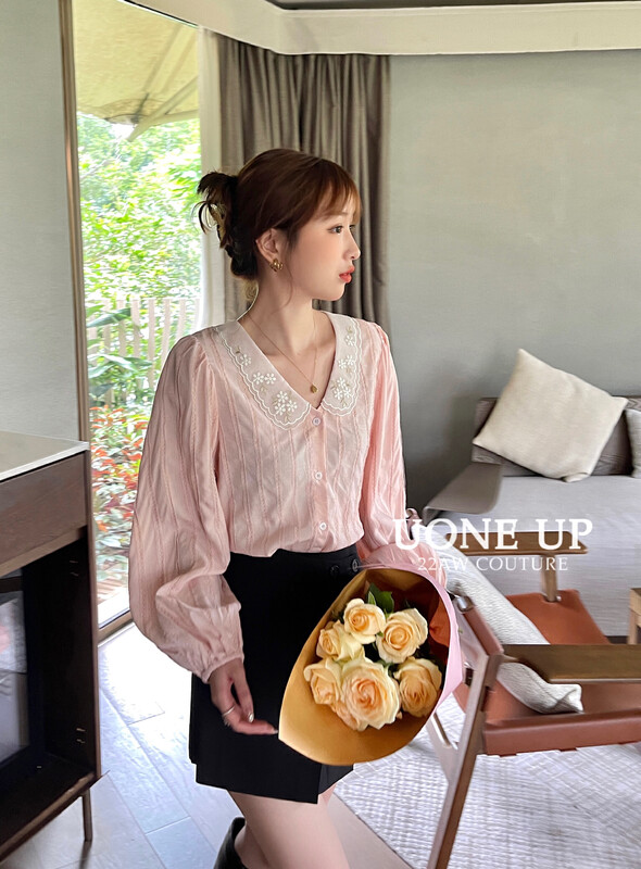 New in early autumn! [UONE] Fresh embroidered doll collar loose-breasted shirt 98696# LSL