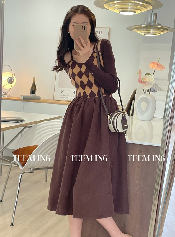 Autumn is new!【TEEM ING】Korean style temperament leak collarbone slim fit stitching dress 22T619# HJY