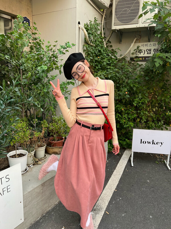 【FEI MAO】New Color Contrast Striped Polo Neck Long Sleeve Knit Sweater Design Knit Sweater Z-823# CQW