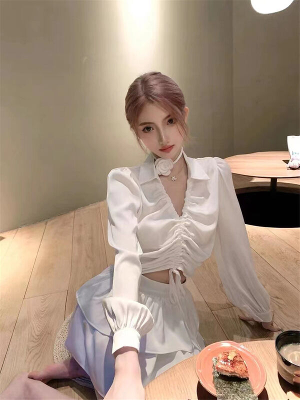 New in early autumn! [LINNA] Simple drawstring shirt + thin solid color skirt suit 124728# JJ