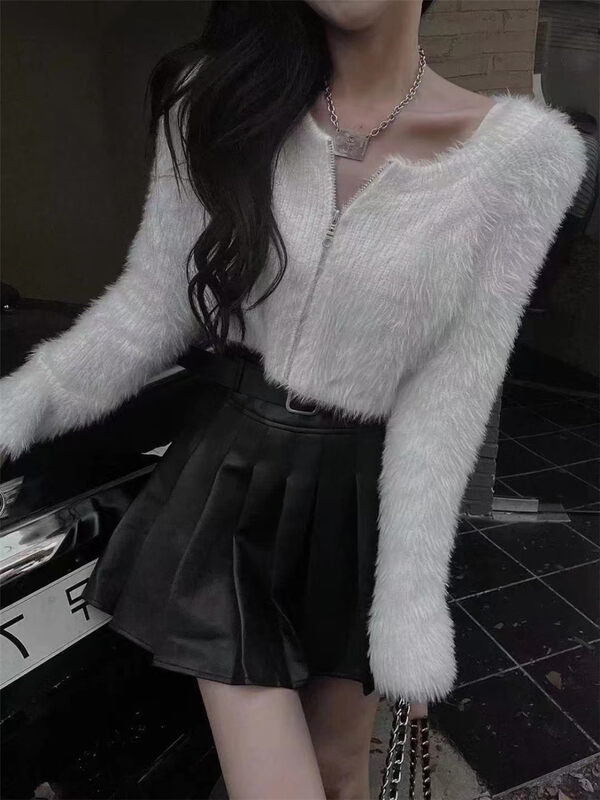 New in autumn!【LINNA】Slim round neck zipper short knitted cardigan 82904# JJ