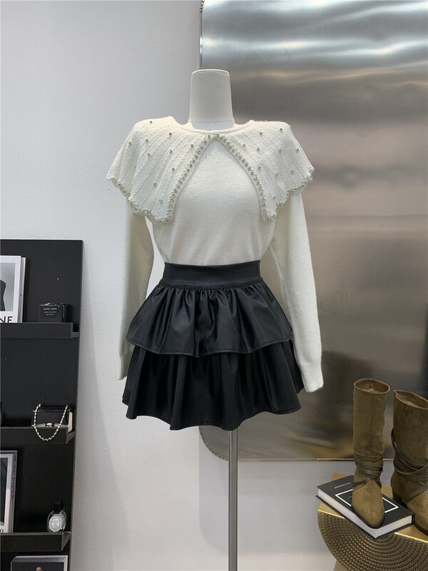 New in autumn! [LINNA] solid color puffed ruffled leather skirt 90130# JJ