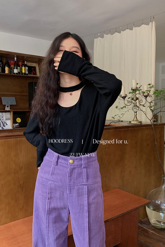 New in autumn! [Fire HOODRESS] niche texture digging hole hanging neck design long-sleeved T-shirt 22412# JHY