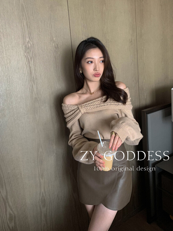 [ZY] Pure Desire Style One-Shoulder Wool Bow Knit Sweater Knitted Sweater (Strongly Recommended Sweater) E9805