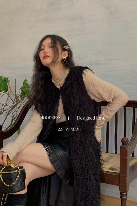 New in winter! [Fire HOODRESS] Korean version of the temperament loose plush design long vest 22479# JHY