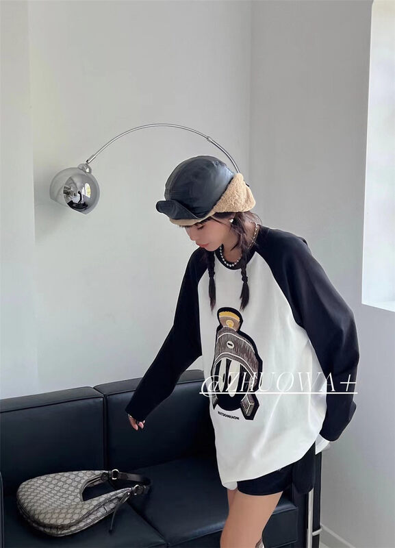 New in autumn! [Strictly selected by buyers - Zhuowa] Korean style contrast color raglan sleeves loose long-sleeved T-shirt 2716# CL