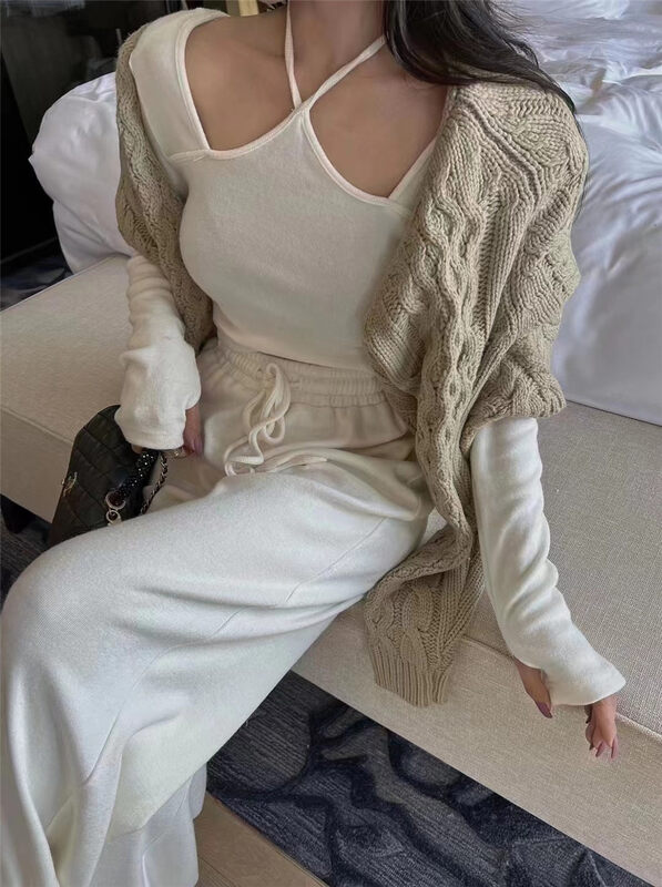 Autumn is new! [Yan Zhen] pure desire style halter shirt + elastic waist solid color casual pants suit 67337# PCZ