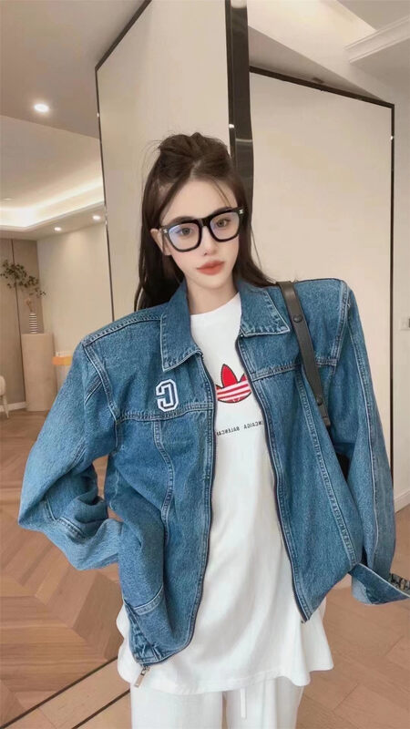 New in autumn! [Yan Zhen] Loose zipper letter embroidered denim jacket 57763# PCZ