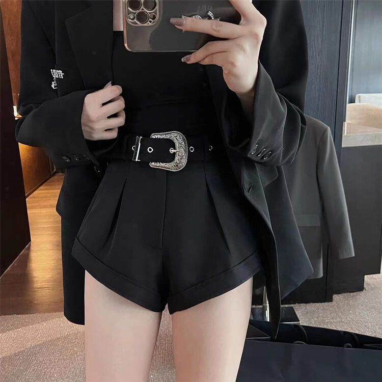 New in autumn! [LINNA] High waist and thin solid color casual shorts (with belt) 7057# JJ