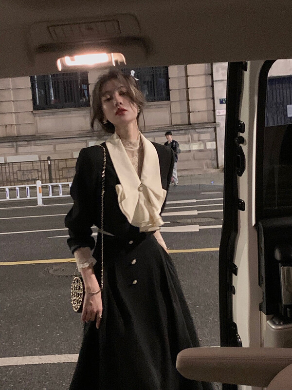 Autumn is new! [L.L STUDIO] French retro temperament short coat + loose all-match skirt suit 78094# PCZ