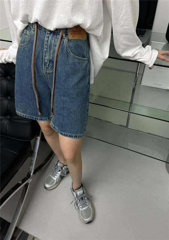 【T-PLATFORM】Korean Style Casual Five Points Labeled Denim Shorts V8823# CQW