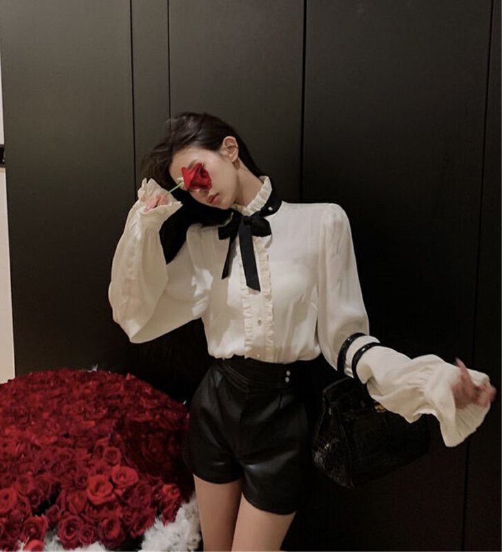 New in early autumn! [LINNA] stand-up collar buttoned puff sleeve shirt L8011# JJ