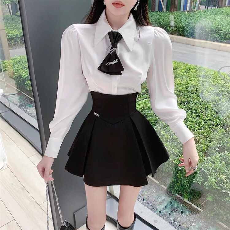 New in autumn!【LINNA】Korean slim pleated velvet skirt 7065# JJ