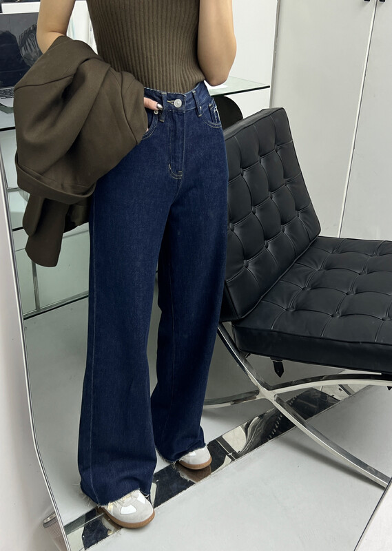 New in autumn!【T-PLATFORM】Simple and casual straight-leg all-match jeans V8721# CQW