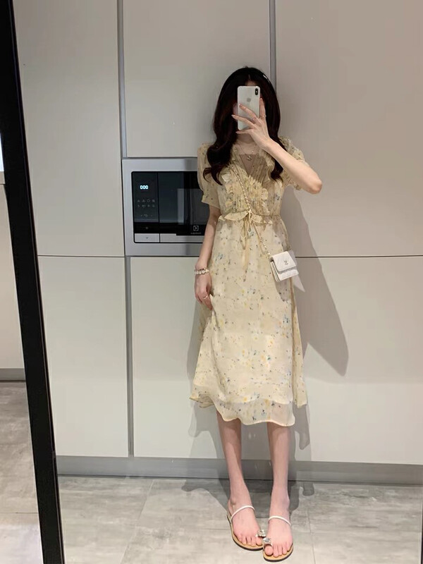 New in early autumn!【L.L STUDIO】v-neck floral waist dress 77271# PCZ