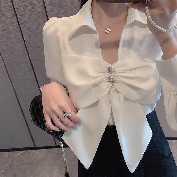 New in autumn! [LINNA] Heavy Industry Rhinestone Bow Knot Pullover Shirt I817# JJ