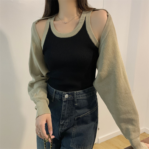 Real shot does not reduce the hot girl suit short section small camisole top long-sleeved knitted blouse jacket fashion two-piece set