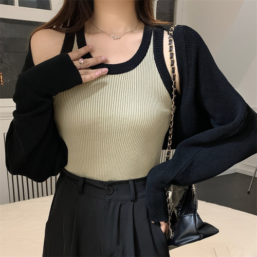 Real shot does not reduce the hot girl suit short section small camisole top long-sleeved knitted blouse jacket fashion two-piece set