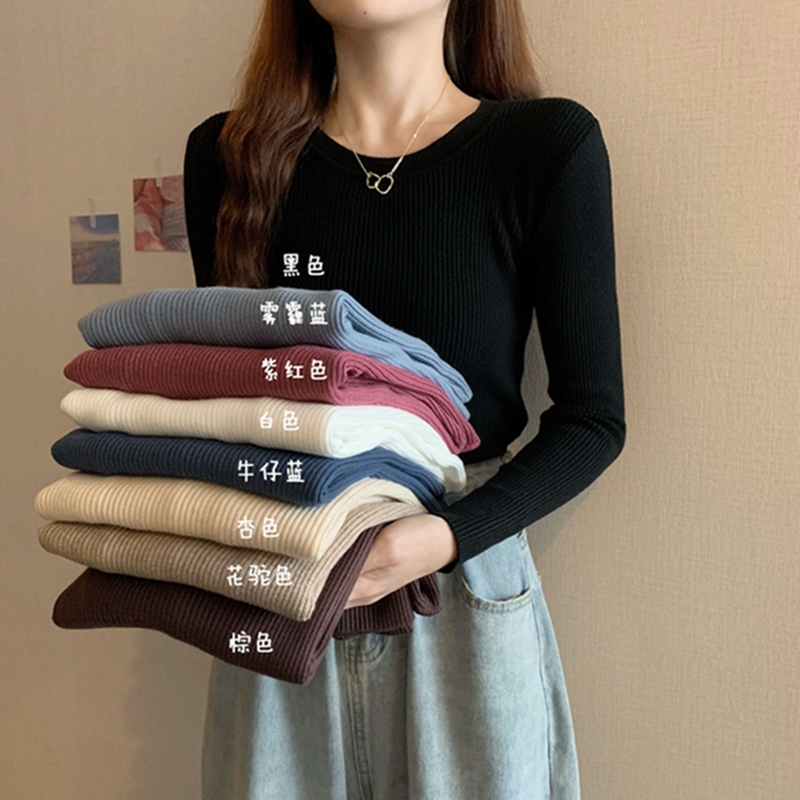 Sweater 2022 autumn winter new female slim black inside build undershirt foreign style round collar long sleeve early autumn knit jacket