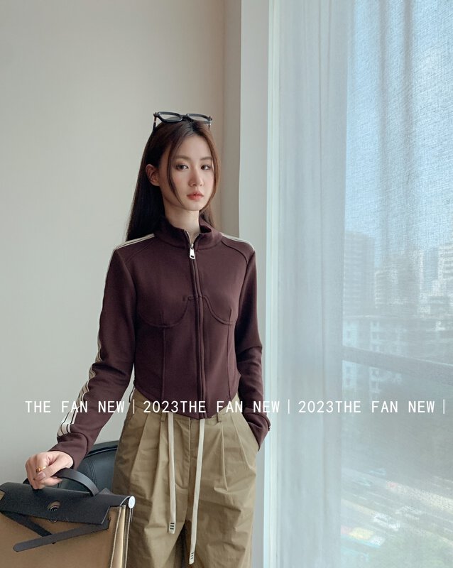 New in early autumn! [THE FAN] Fashion color matching versatile short coat 501818# ZXX