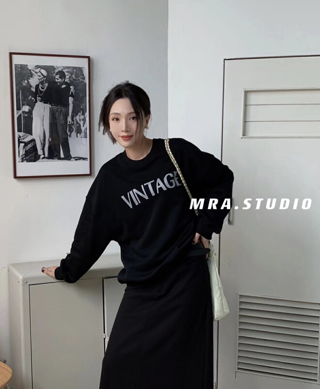 [MRA] Big-name fashion letter printing plus thin fleece sweater L1193