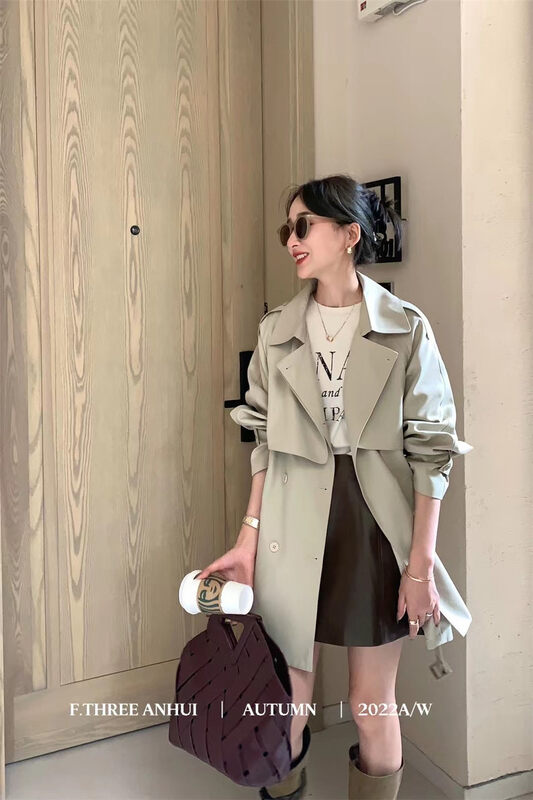 New in early autumn! [F.THREE three sisters] commuter short double-breasted trench coat (with belt) 95318# XJ