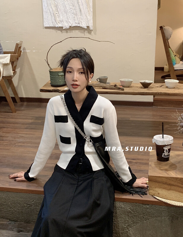 [MRA] High-quality temperament small fragrance knitted cardigan SP27