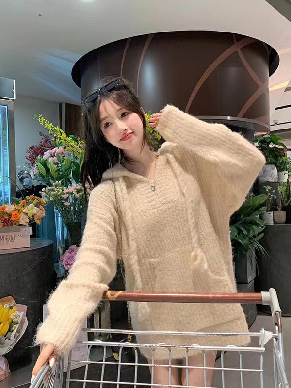 New in autumn! [NANCY] Solid color loose and lazy hooded sweater M3380# WPL
