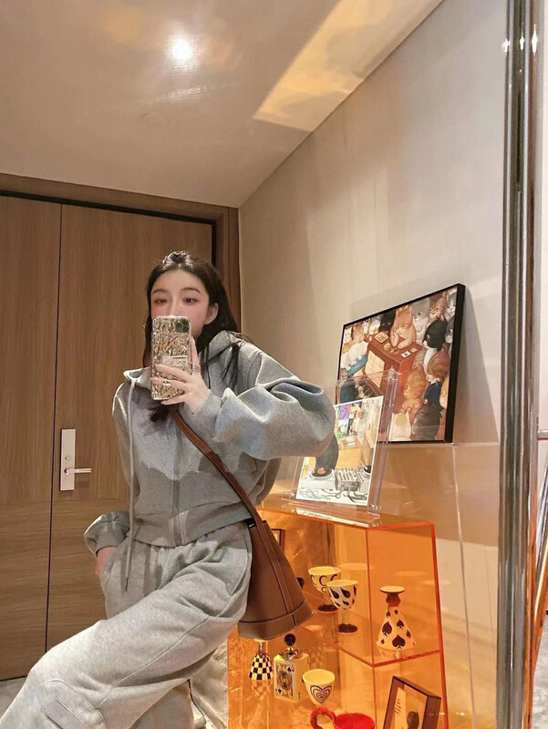 New in autumn! [NANCY] Simple casual hooded short jacket + elastic waist casual pants two-piece suit M7336# WPL