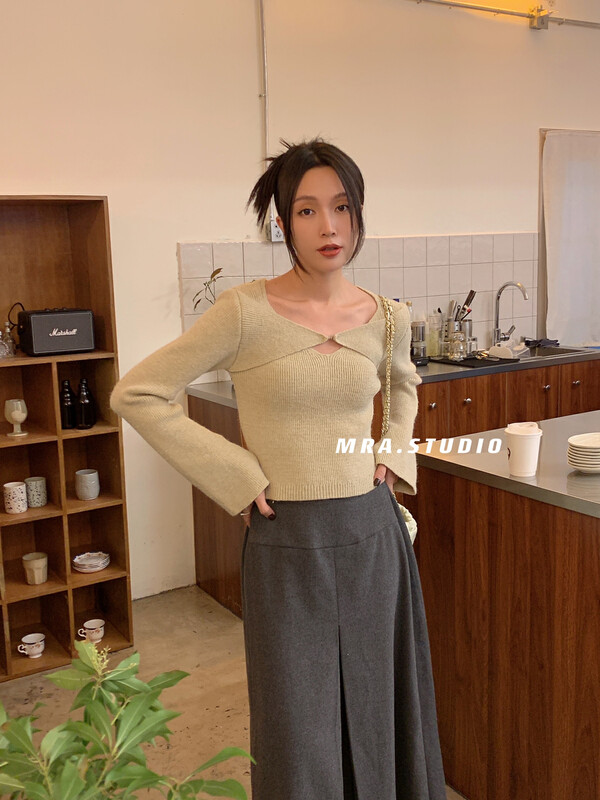 [MRA] Temperament high-end fake two-piece slim sweater KU215