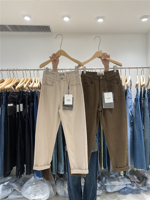 Winter on the new![JEANS] Harron Show Lean and Comfort Jeans R202 # LSW