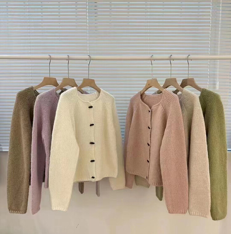【LOVELY/SHMILY】Retro Korean style horn button cardigan sweater warm sweater M0870# FHX