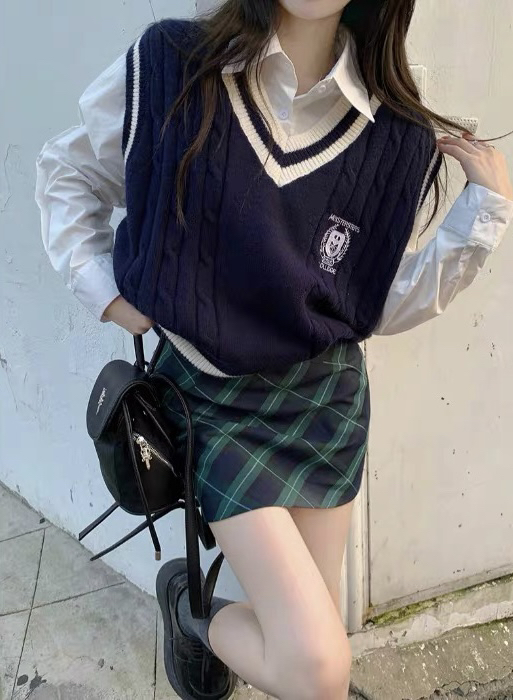 Autumn on the new![F · P] College wind V collar bump color embroidery fold wear woven vest 8k73 # HBX